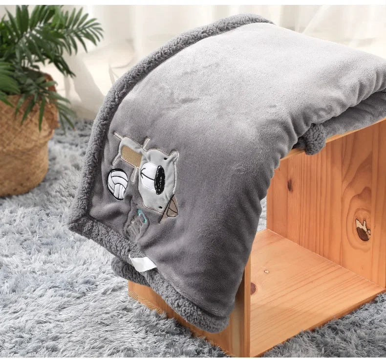 Baby Blankets Newborn Cartoon Bear Embroidery Flannel Baby Blanket Kids Boys Girls Swaddle Wrap Infant Stroller Cover Bed Quilts