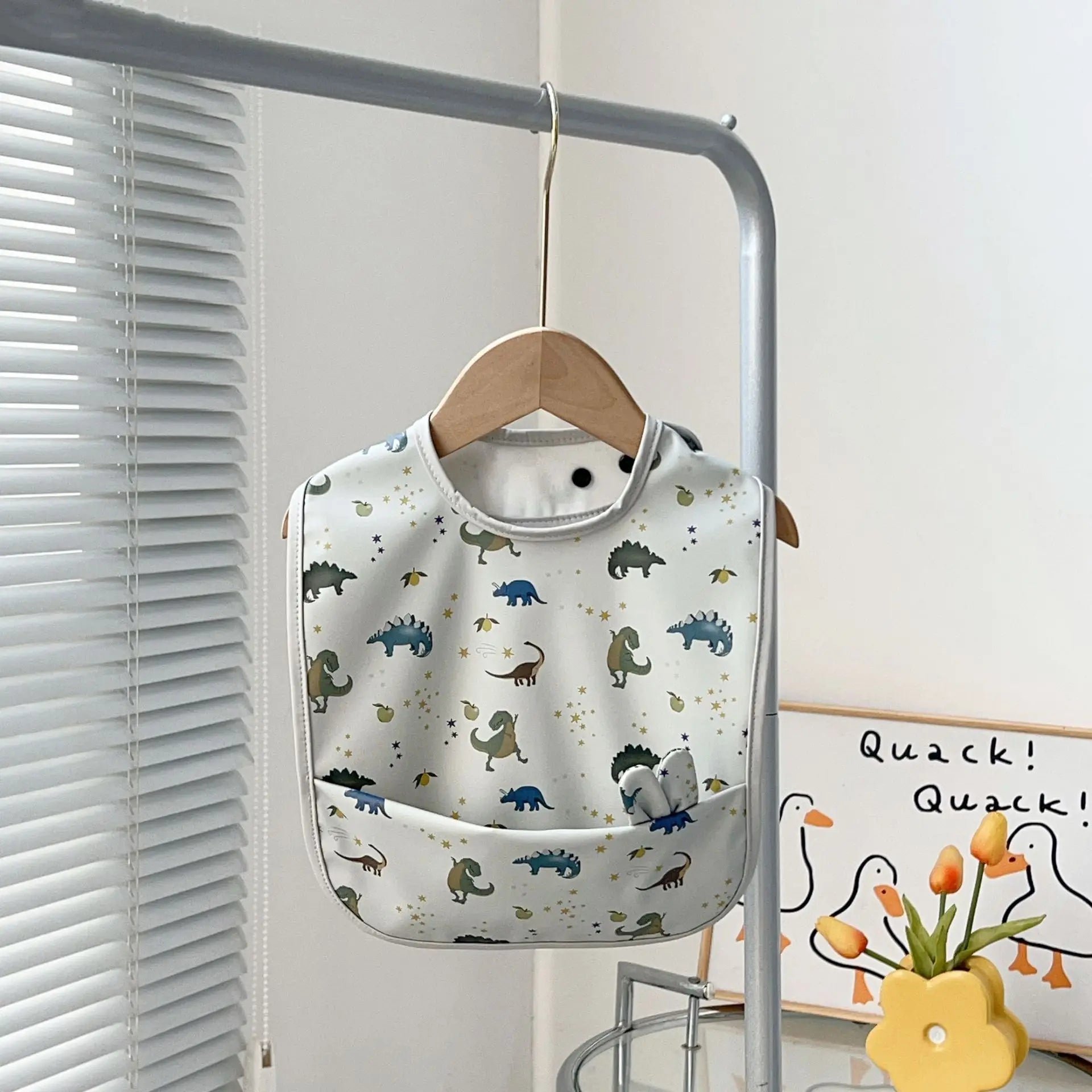 Waterproof Baby Bibs for Feeding Cute Cartoon Design Soft Burp Cloth & Drool Towel Adjustable for Toddlers Baby Accessories