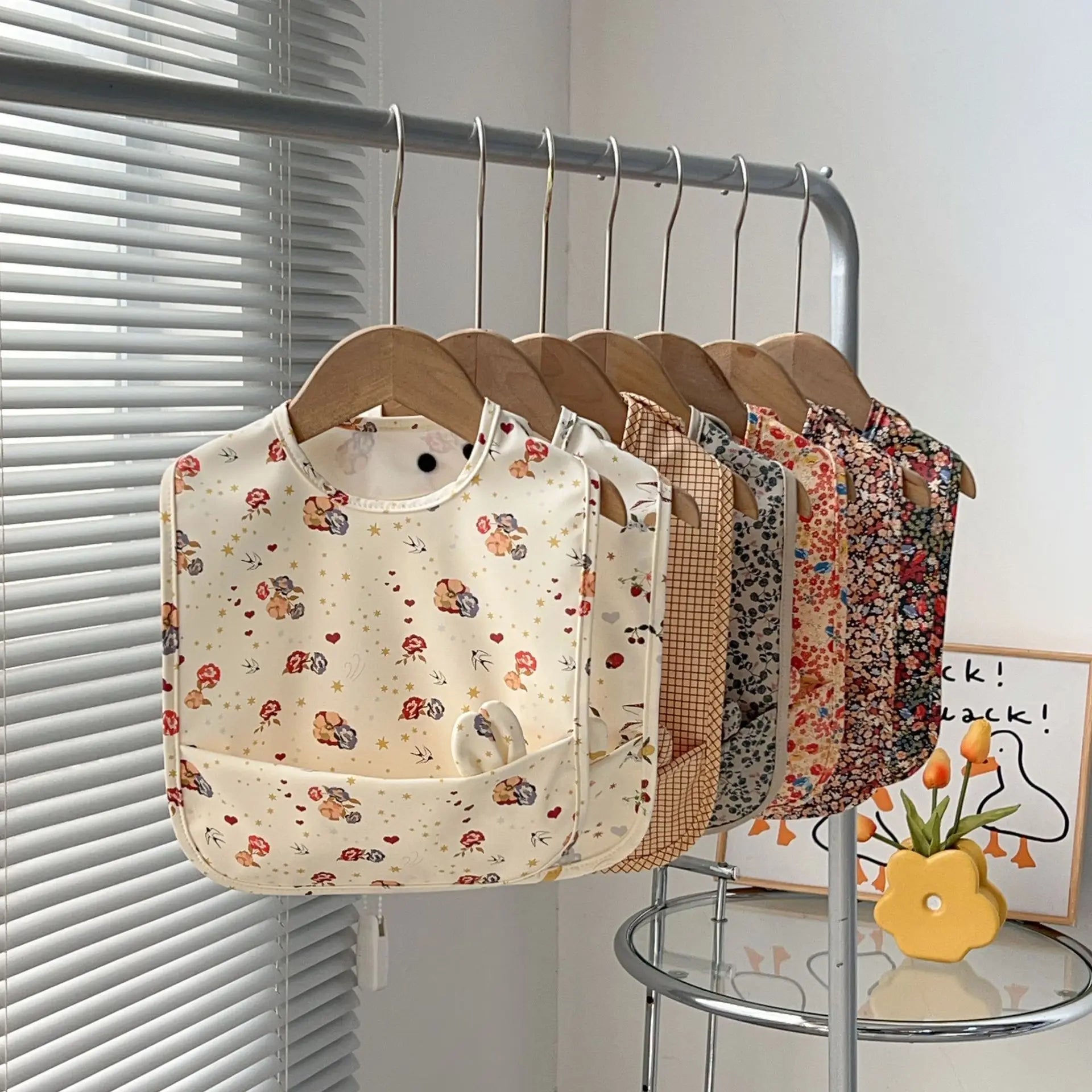 Waterproof Baby Bibs for Feeding Cute Cartoon Design Soft Burp Cloth & Drool Towel Adjustable for Toddlers Baby Accessories