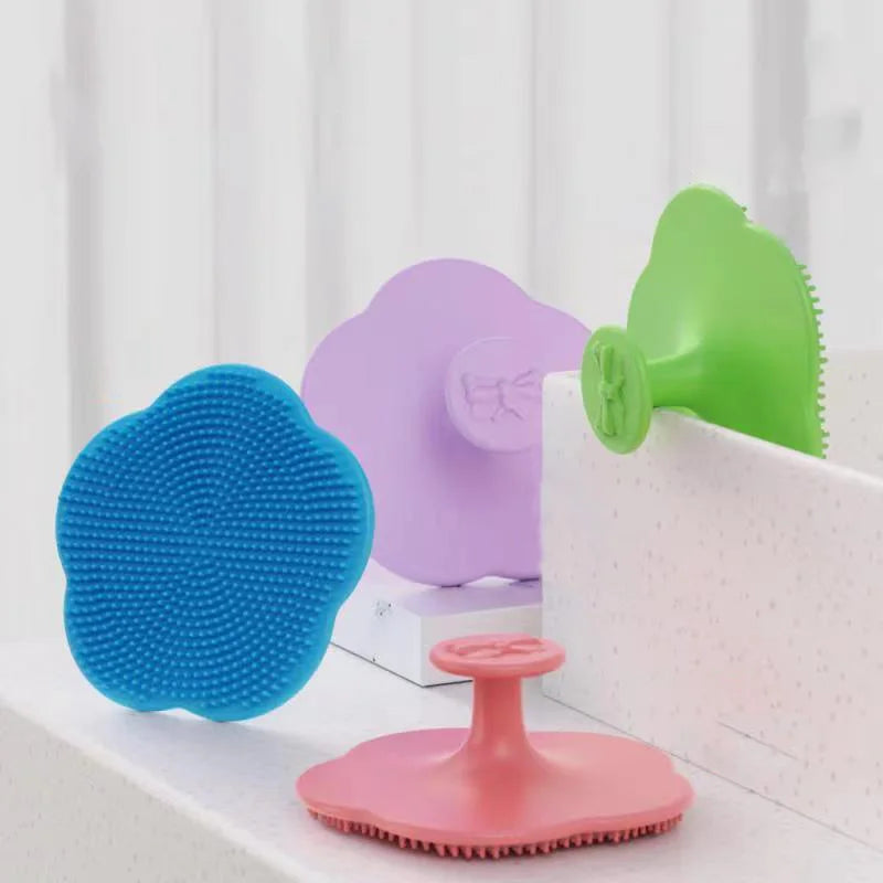 Baby Hair Brush Cute Infant Fetal Head Fat Cleaning Silicone Brush Newborn Soft Hair Comb Head Massager for Baby Care Accessorie