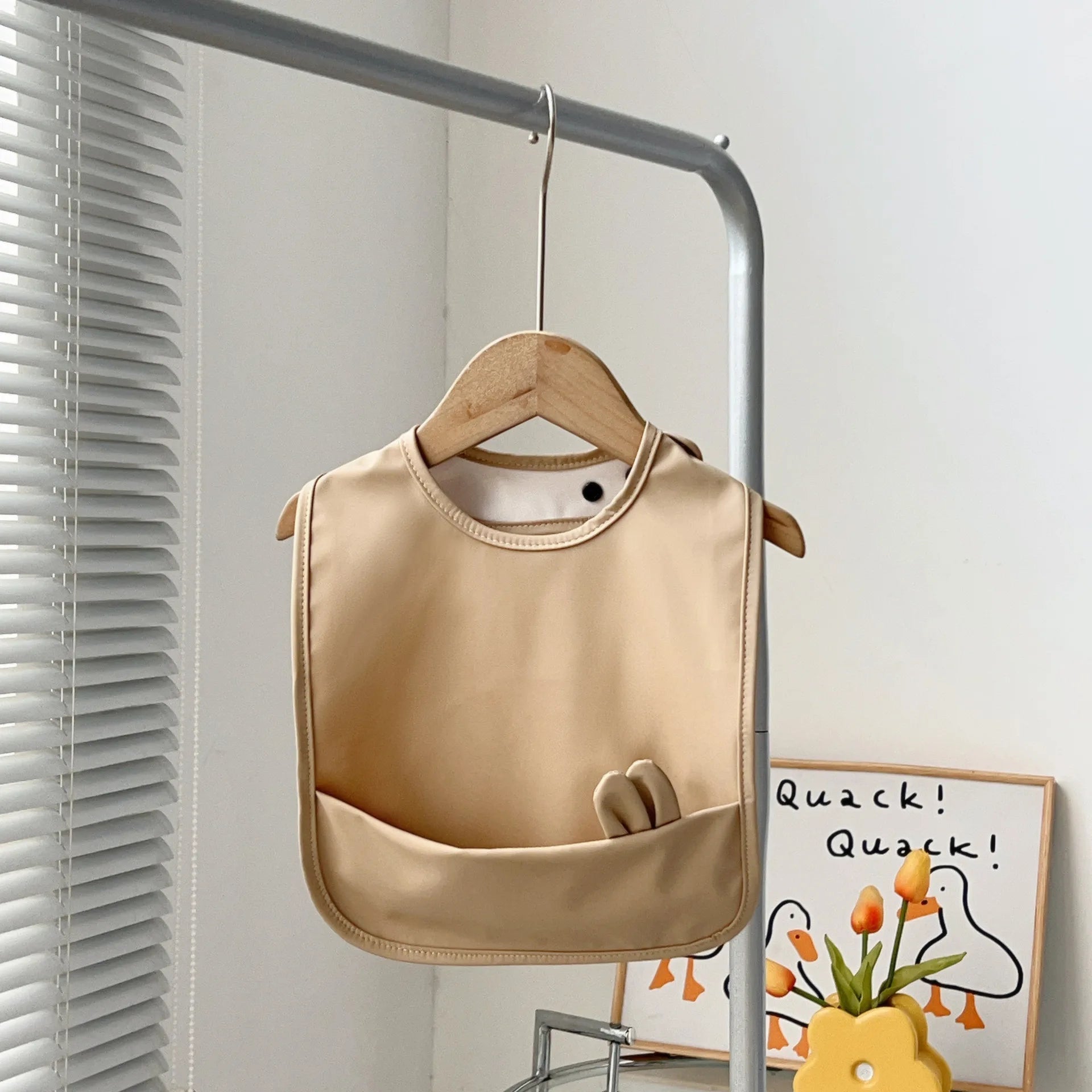 Waterproof Baby Bibs for Feeding Cute Cartoon Design Soft Burp Cloth & Drool Towel Adjustable for Toddlers Baby Accessories