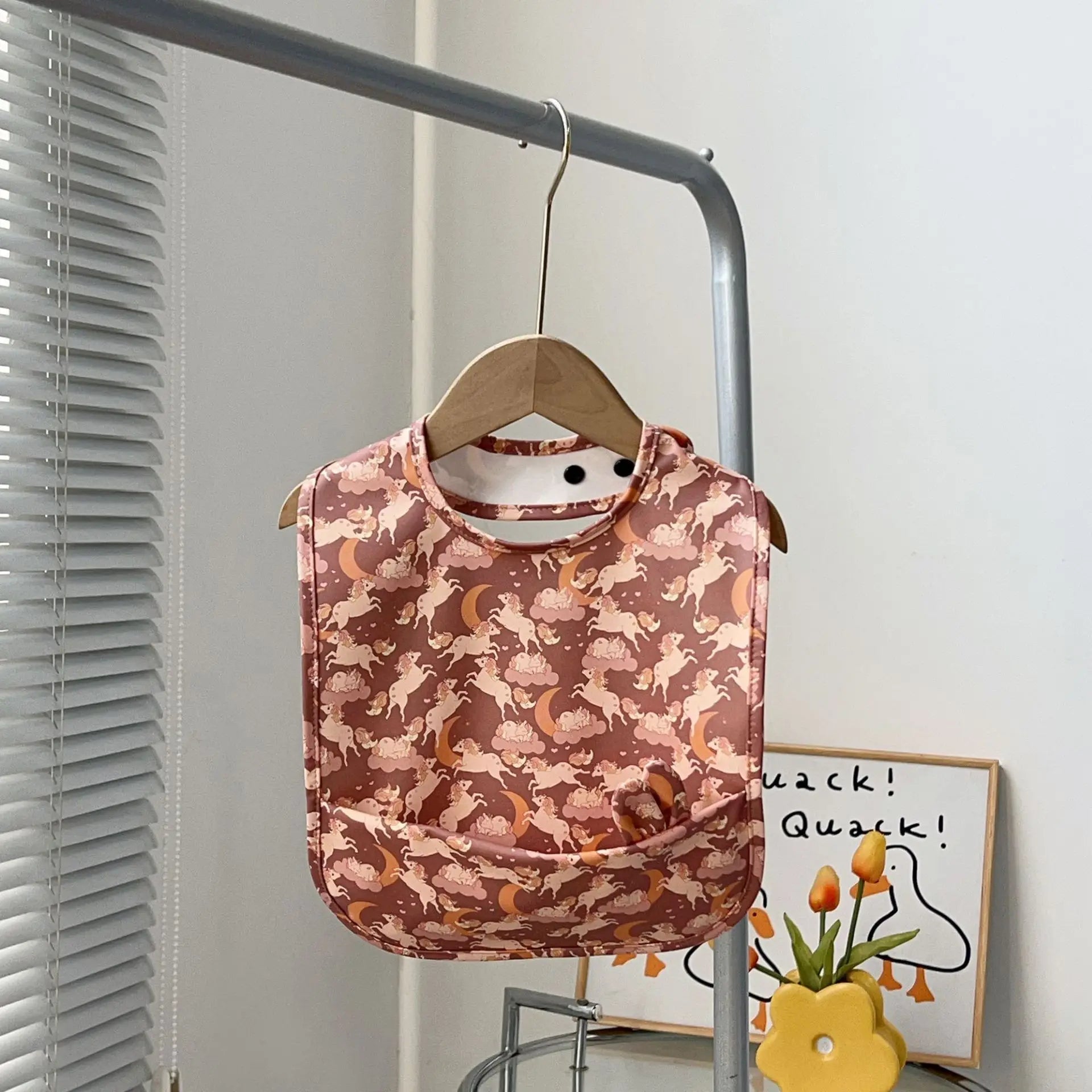 Waterproof Baby Bibs for Feeding Cute Cartoon Design Soft Burp Cloth & Drool Towel Adjustable for Toddlers Baby Accessories