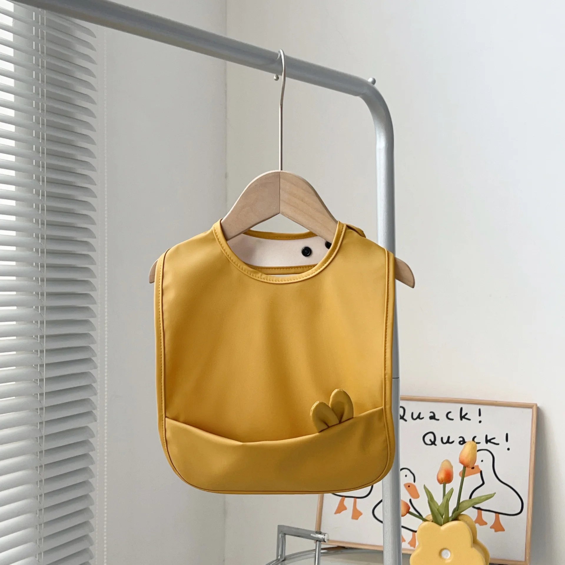 Waterproof Baby Bibs for Feeding Cute Cartoon Design Soft Burp Cloth & Drool Towel Adjustable for Toddlers Baby Accessories